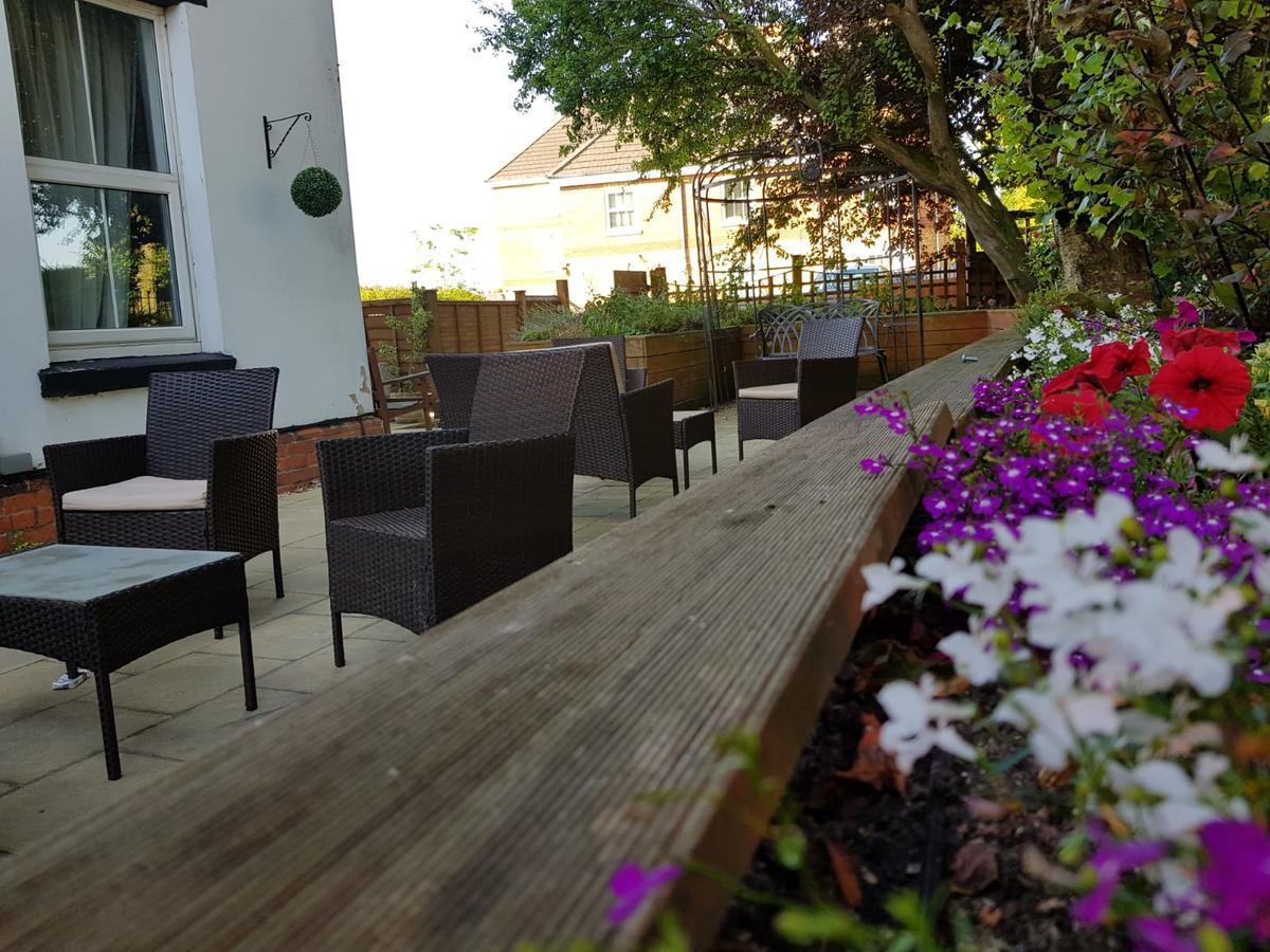 Finedon Lodge Wellingborough Exteriör bild