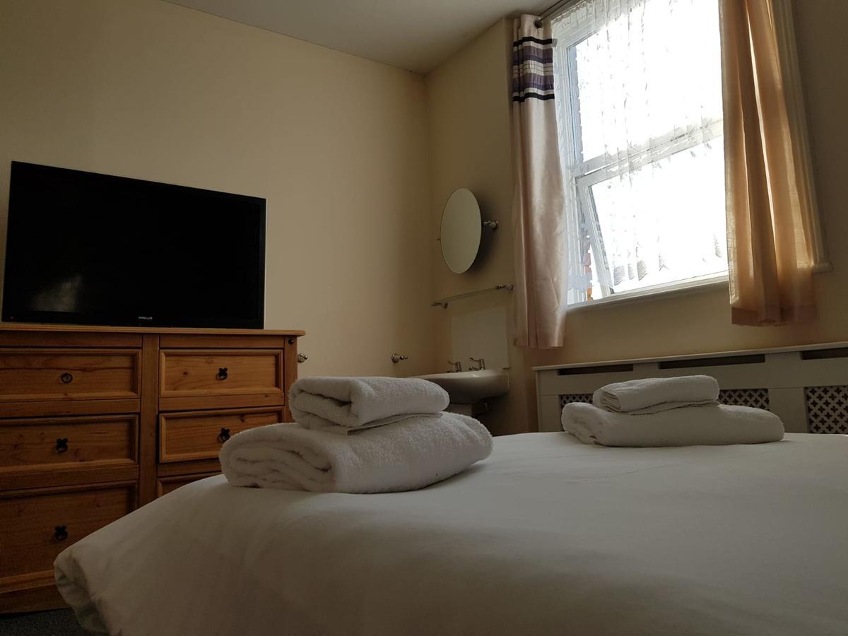 Finedon Lodge Wellingborough Exteriör bild
