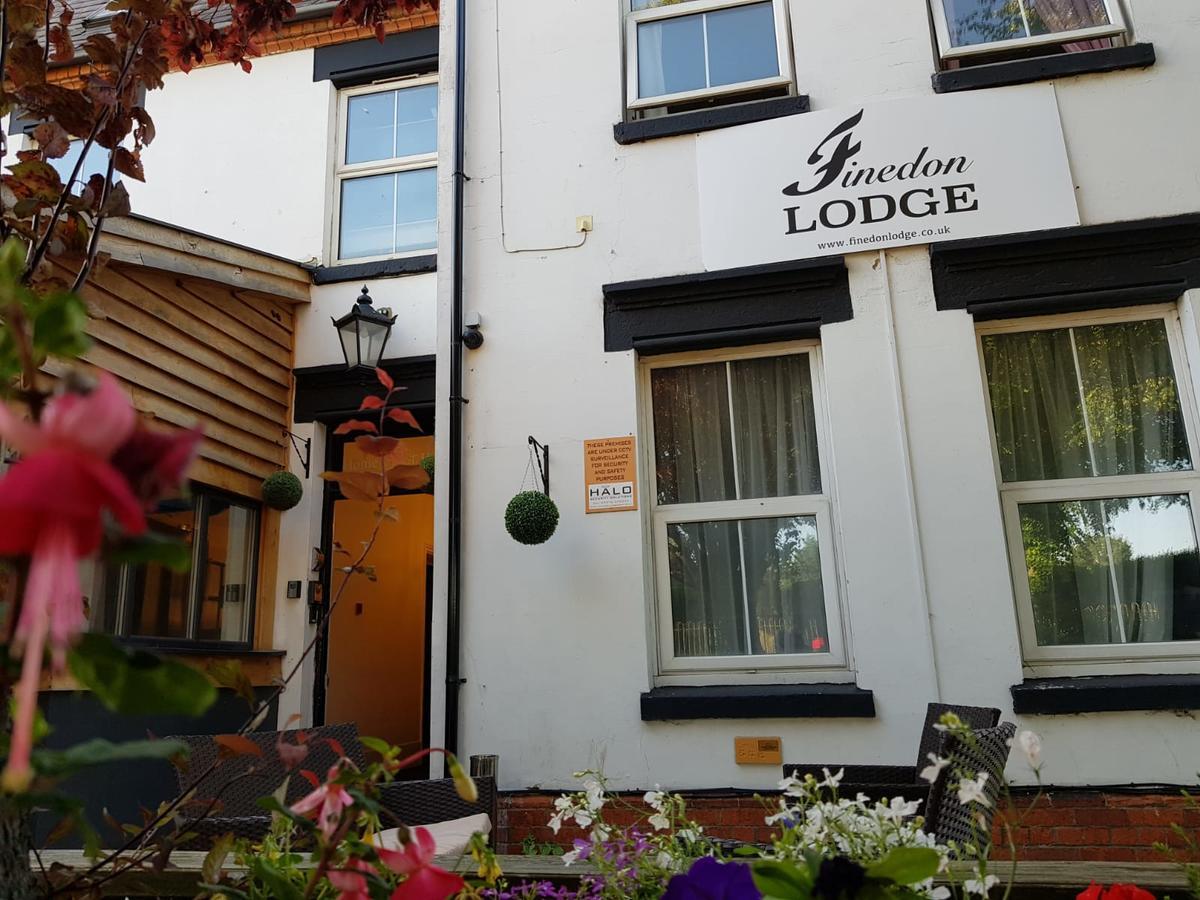 Finedon Lodge Wellingborough Exteriör bild